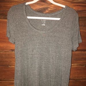 plain gray tshirt